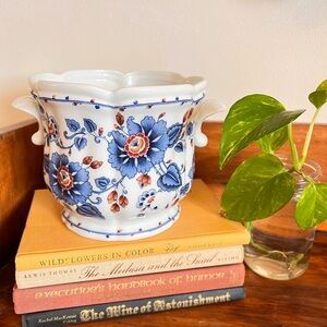 Vintage 1979 Porcelain Planter Cachepot From Estée Lauder
